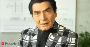 Dad used to sell carpets, he studied by day and worked as voice artist by night: Asrani once revealed how Indira Gandhi helped him find work