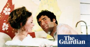 Elliott Gould remembers Diane Keaton – ‘We snuck into a bush and she said: ‘This is called making out’’ | Diane Keaton