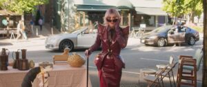 Kristen Wiig has fun bringing the villain to life and reveals behind the scenes