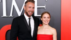 Kristen Bell Limits Instagram Comments After Tone Deaf Dax Shepherd Post
