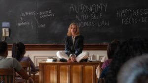 “After the Hunt”: Sphinx im Blazer