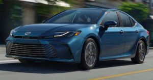 Toyota Camry loses V6 to be hybrid only, even with all-wheel drive