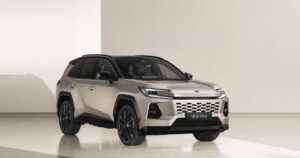 New Toyota RAV4 advances Corolla’s style and runs 100 km in electric mode