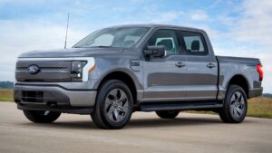 FORD F-150 LIGHTNING IN CHECK IN THE USA – Autoenthusiasts