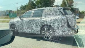 Toyota already tests new generation of RAV4 in Brazil